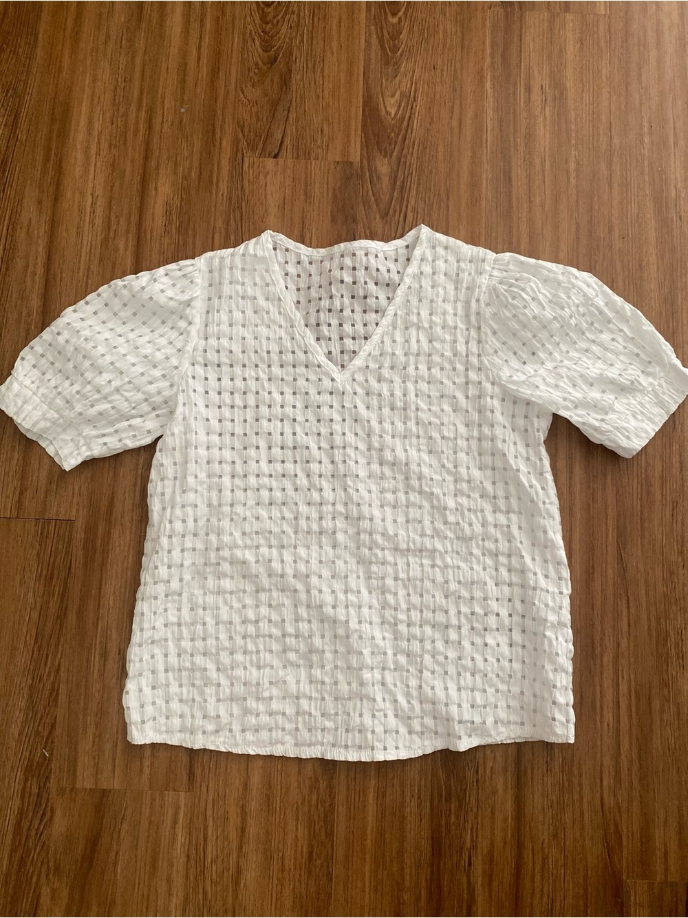 V-Neck White Textured Puff-Sleeve Blouse